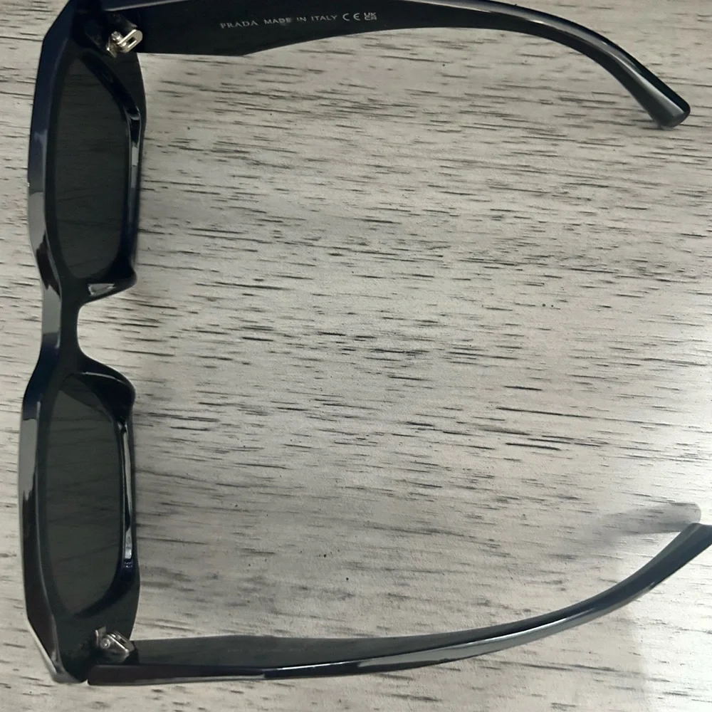 Prada Black Sunglasses with Accessories - Picture 2 of 8